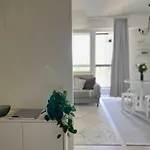 Easy&comfortable Living In The Middle Of Services شقة *