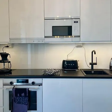 Easy&comfortable Living In The Middle Of Services